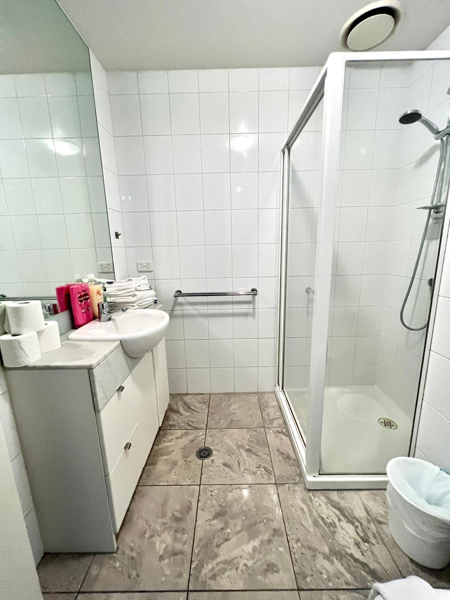 Readyset Apartments At Sentinel メルボルン エクステリア 写真